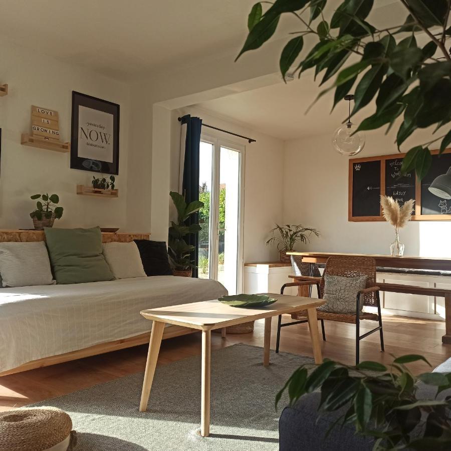La Taniere Aux Loups Villa Montévrain Eksteriør billede